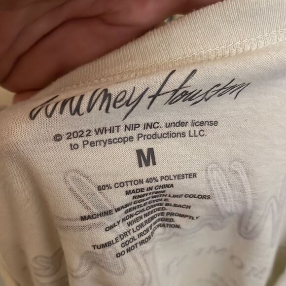 Whitney Houston Off White Graphic Shirt - Picture 8 of 8